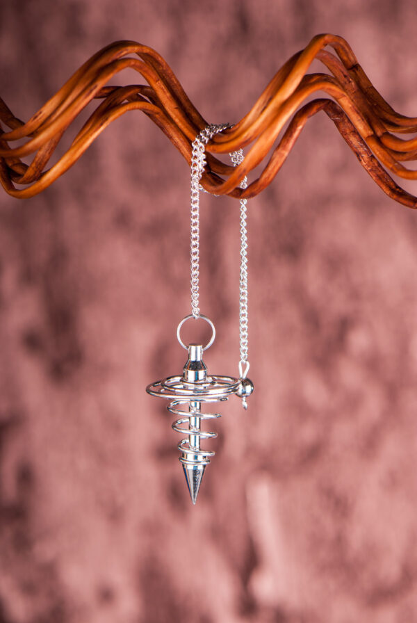 Pendel spiral av silverpläterad mässing, 42 mm
