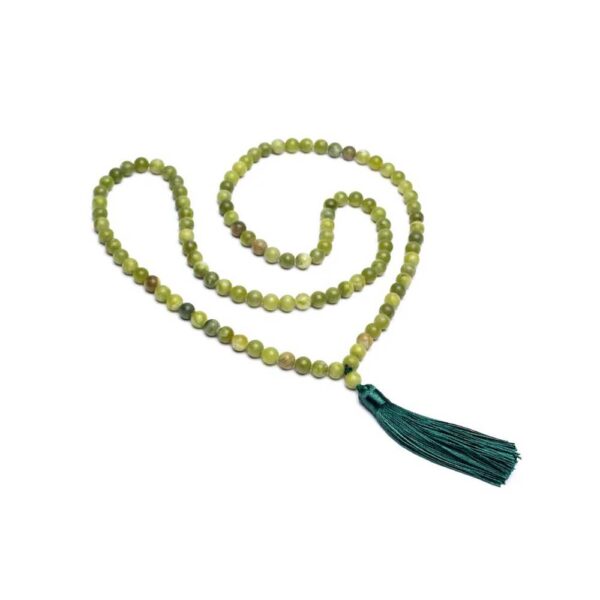 Mala Xinyi jade med tofs, 0,8 cm