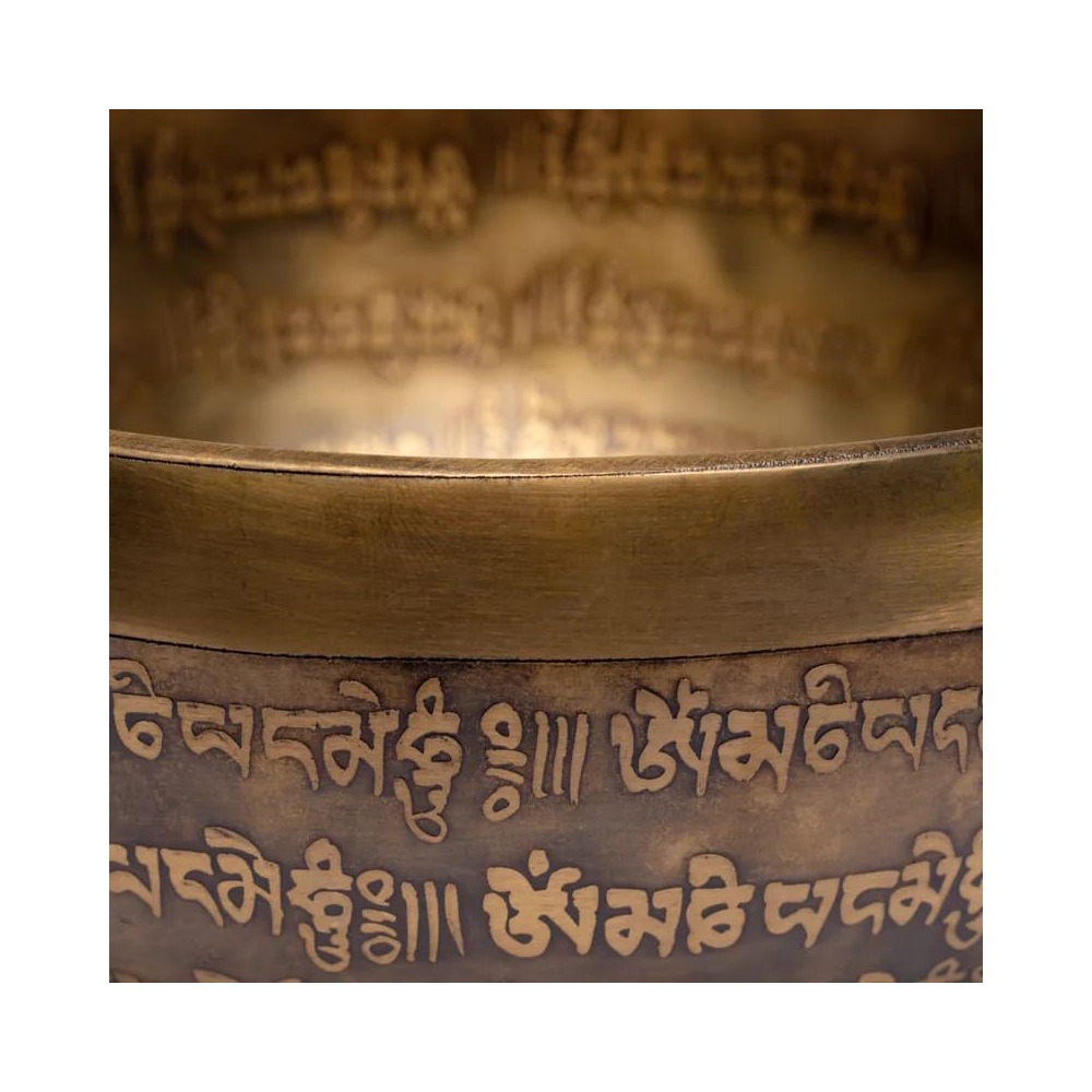 Klangskål Tibet snidad, 1650-1850 g; 24x10 cm - Bild 2